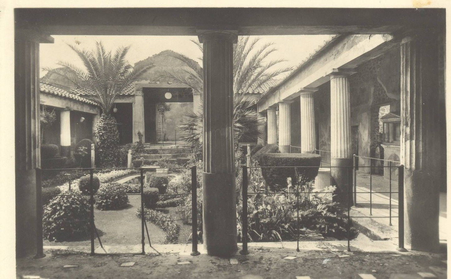POMPEI - CASA DEGLI AMORINI DORATI - V1951