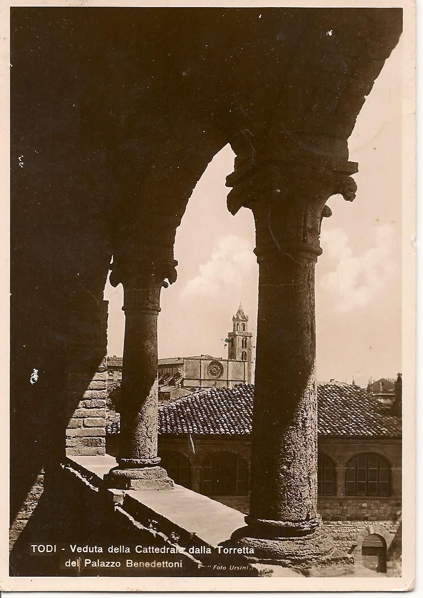TODI - VEDUTA DELLA CATTEDRALE DALLA TORRETTA DEL PALAZZO BE
