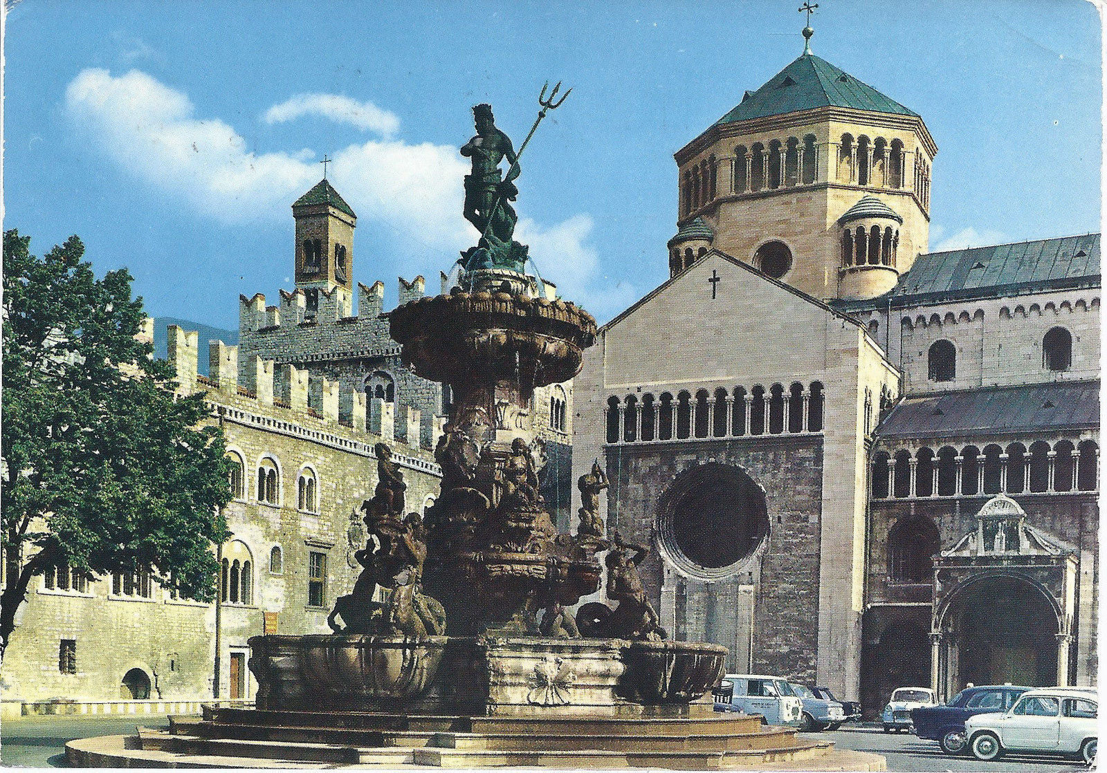 TRENTO - PALAZZO PRETORIO  CASTELLETTO  FONTANA DEL NETTUNO 