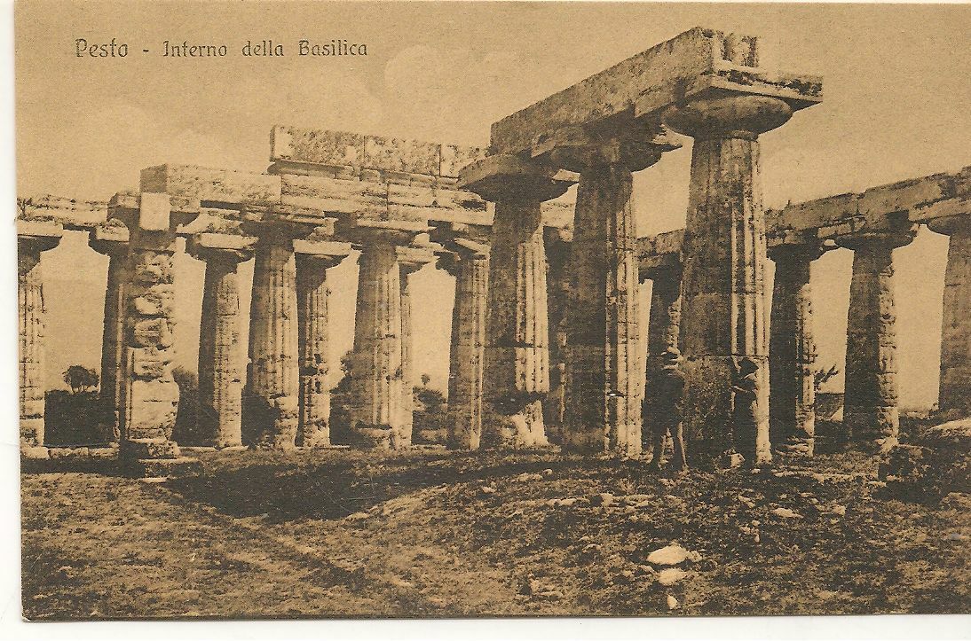 PESTO - PAESTUM - INTERNO DELLA BASILICA - NV