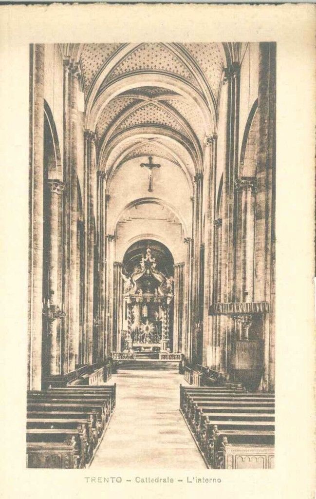 TRENTO INTERNO CATTEDRALE - NV