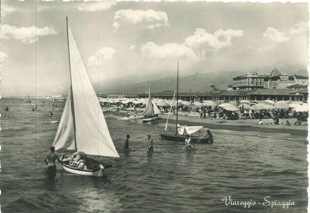 VIAREGGIO - SPIAGGIA - V1950