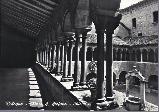 BOLOGNA - CHIESA S. STEFANO - CHIOSTRO - NV - FG