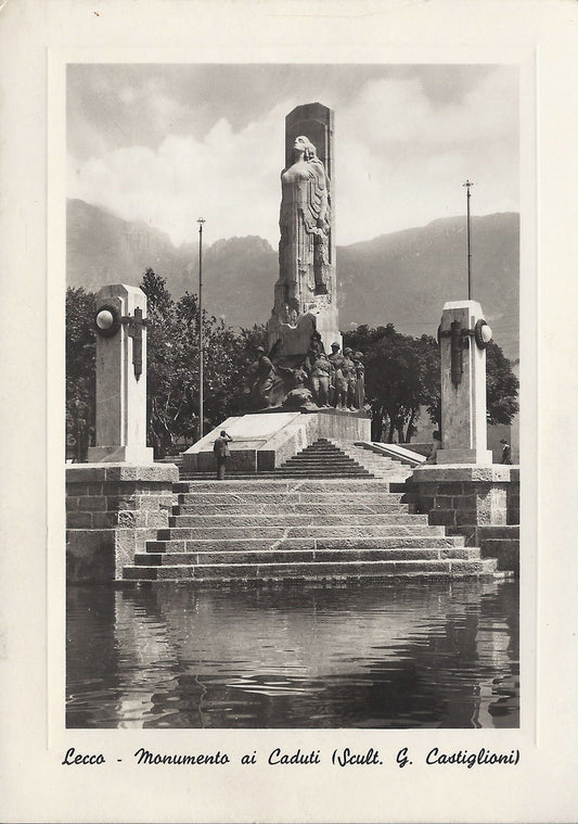 LECCO - MONUMENTO AI CADUTI   Scultore G. Castiglioni - NV -