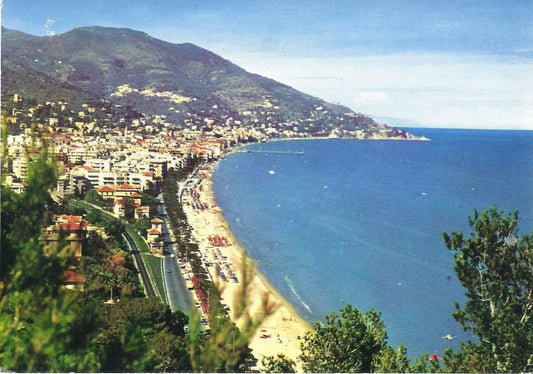 ALASSIO - VEDUTA PANORAMICA VERSO LEVANTE - NV