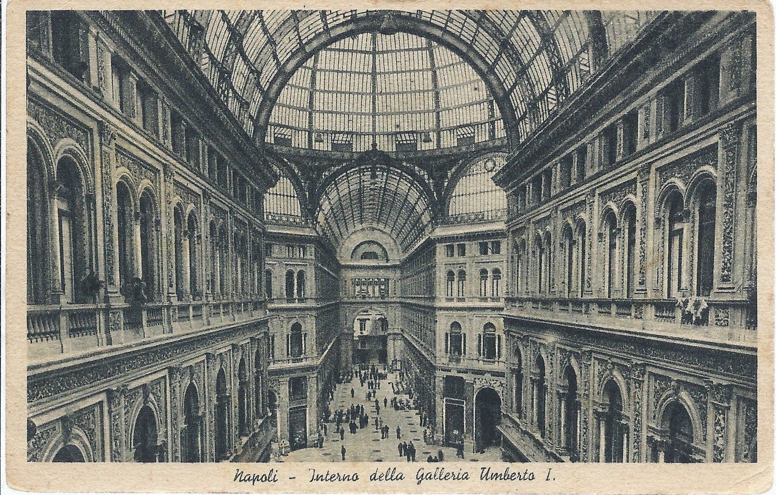 NAPOLI - INTERNO DELLA GALLERIA UMBERTO I - NV