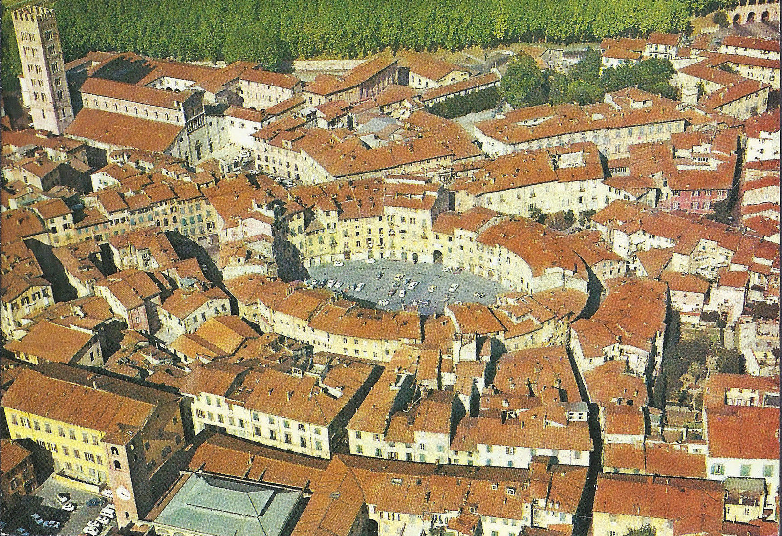 LUCCA - ANFITEATRO ROMANO - VEDUTA AEREA - NV