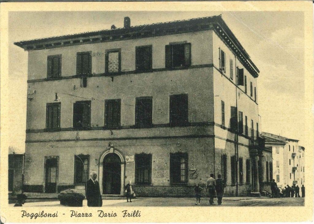 POGGIBONSI - PIAZZA DARIO FRILLI - NV - AMBRATA