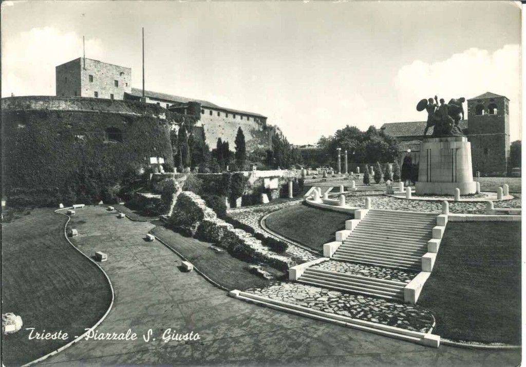 TRIESTE - PIAZZALE SAN GIUSTO - 1962