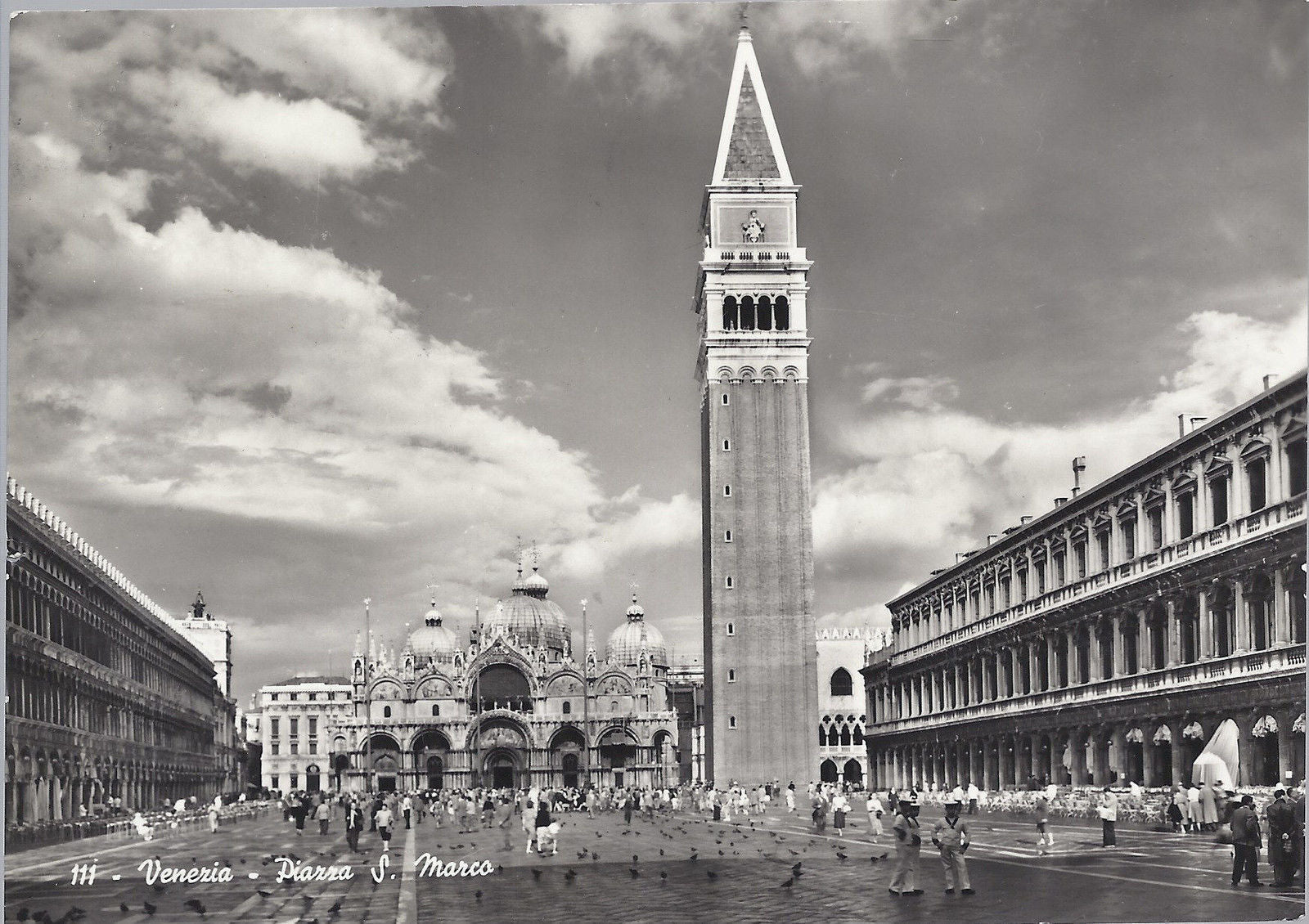 VENEZIA - PIAZZA SAN MARCO - V1955