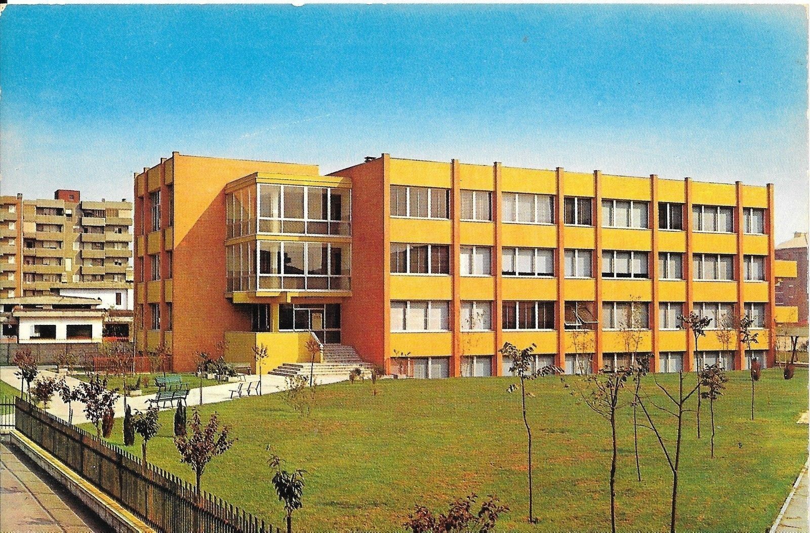 BRESSO - SCUOLE MEDIE - NV