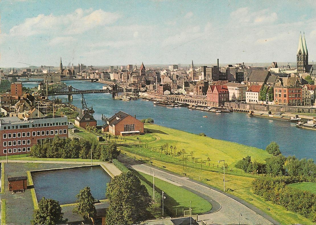 BREMEN - WASER UND STADTANSICHT - V1960