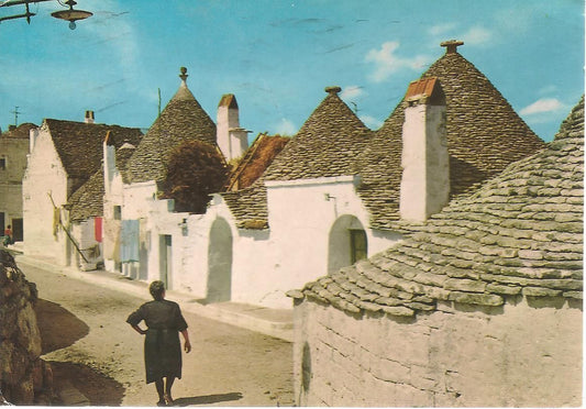 ALBEROBELLO - LA CITTA' DEI TRULLI - V1984