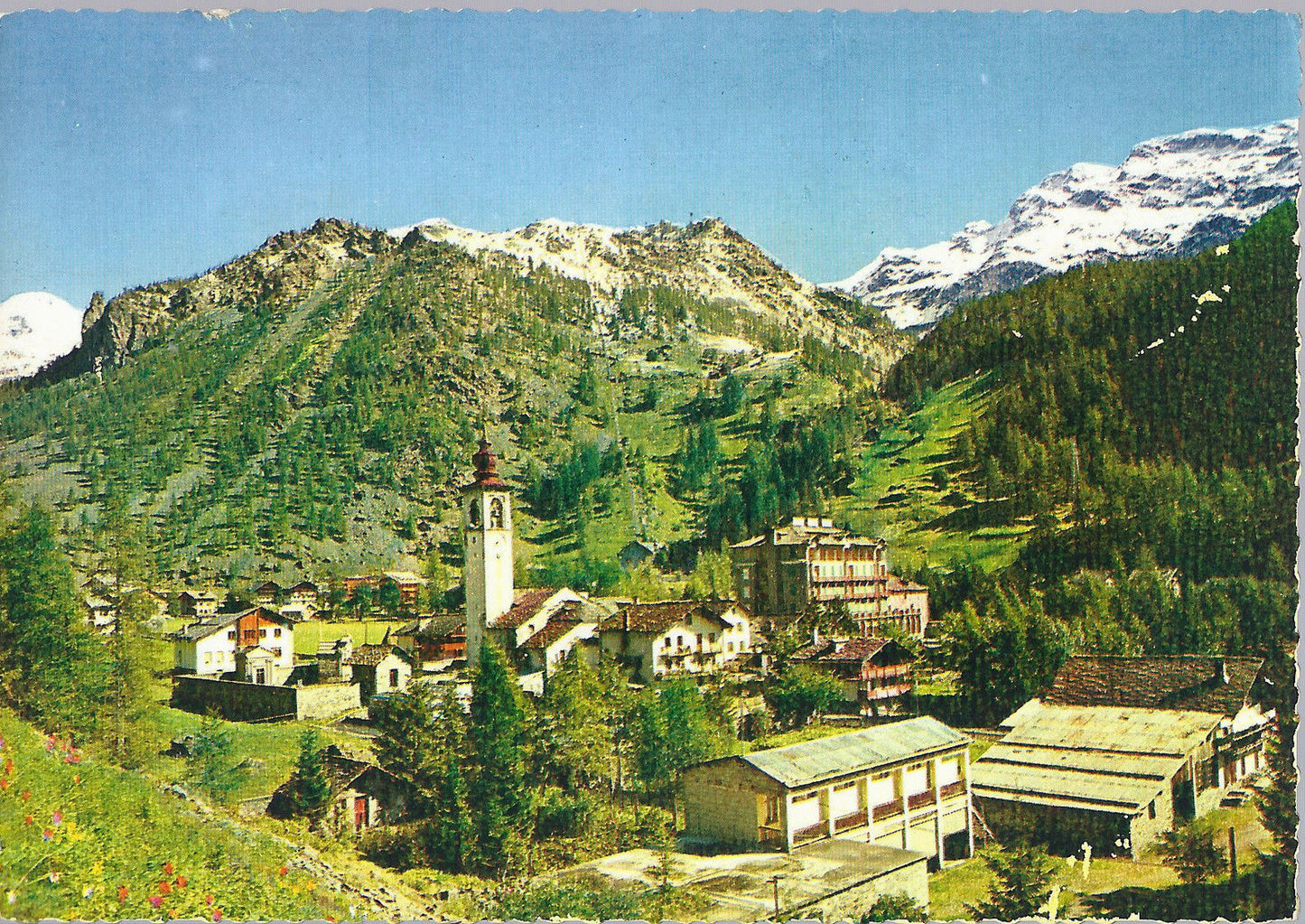 GRESSONEY LA TRINITE' - nello  sfondo il M. ROSA - V 19