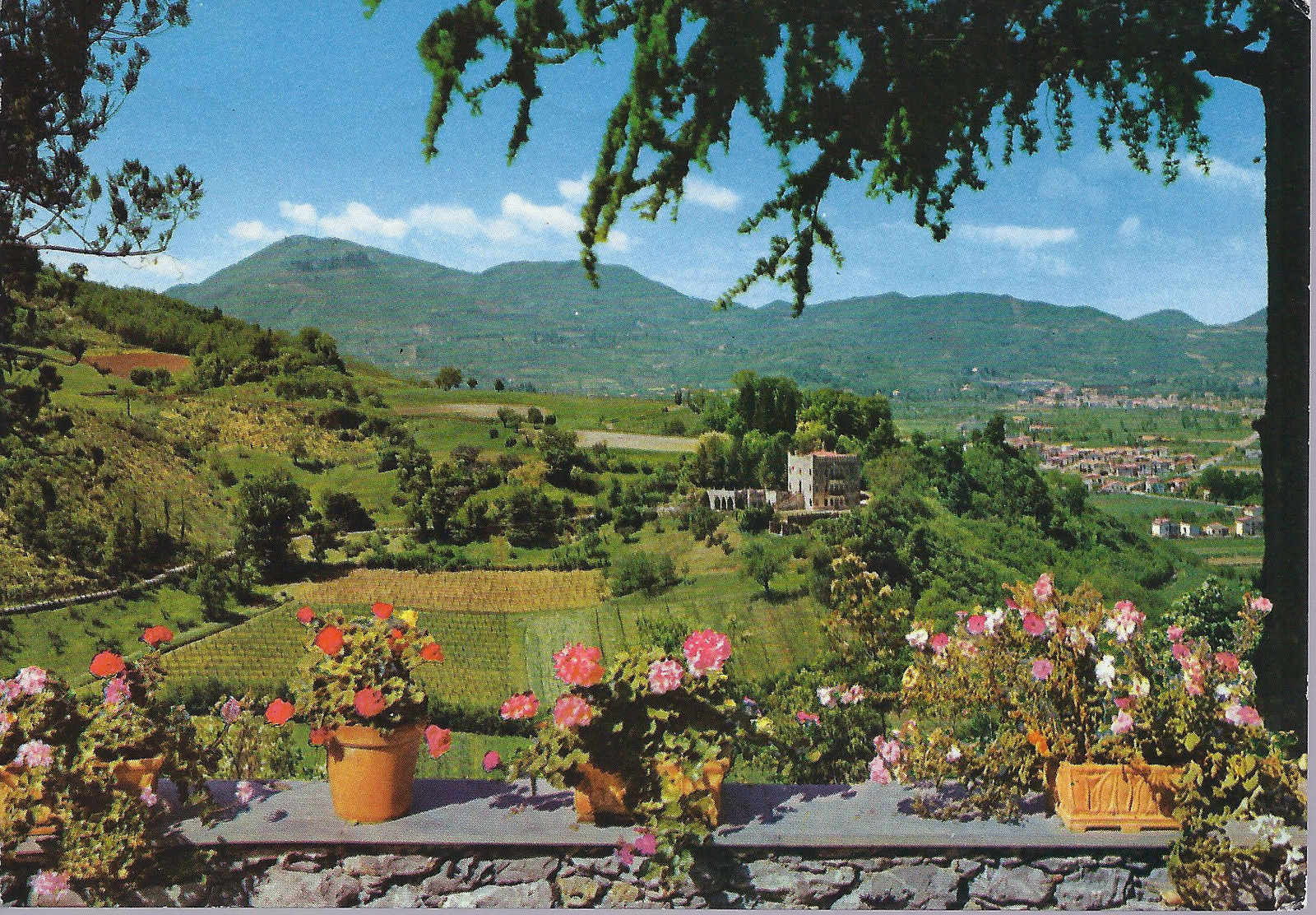 MONTEGROTTO TERME - VILLA DRAGHI E PANORAMA VERSO I COLLI EU