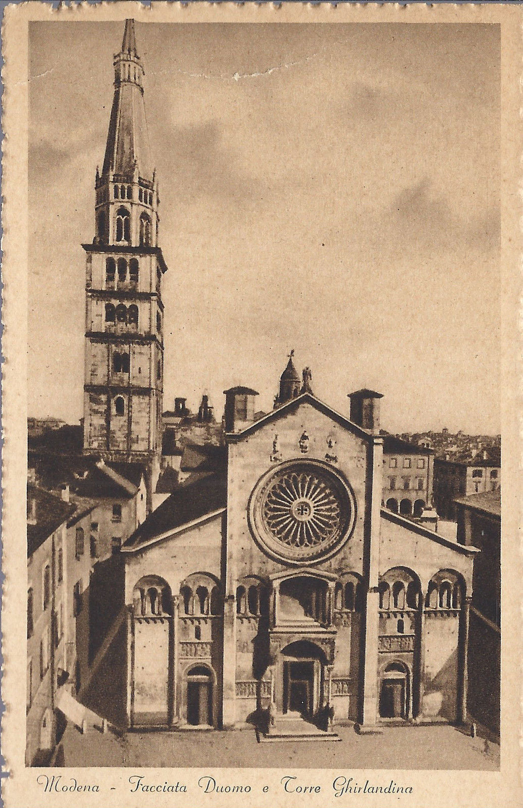 MODENA - FACCIATA DUOMO E TORRE GHIRLANDINA - NV
