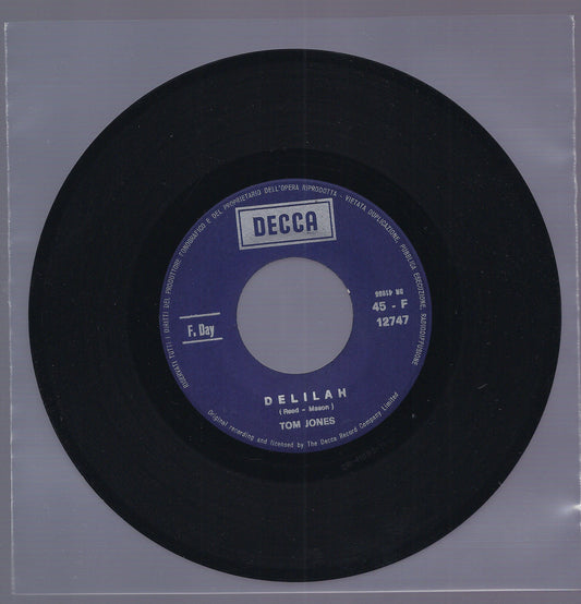 DELILAH - SMILE == TOM JONES