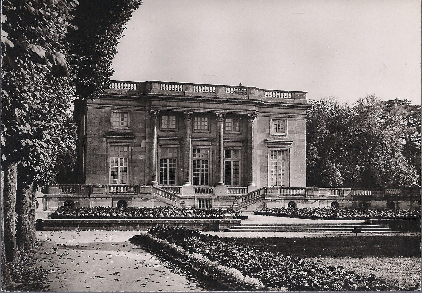 VERSAILLES - LE PETIT TRIANON - NV