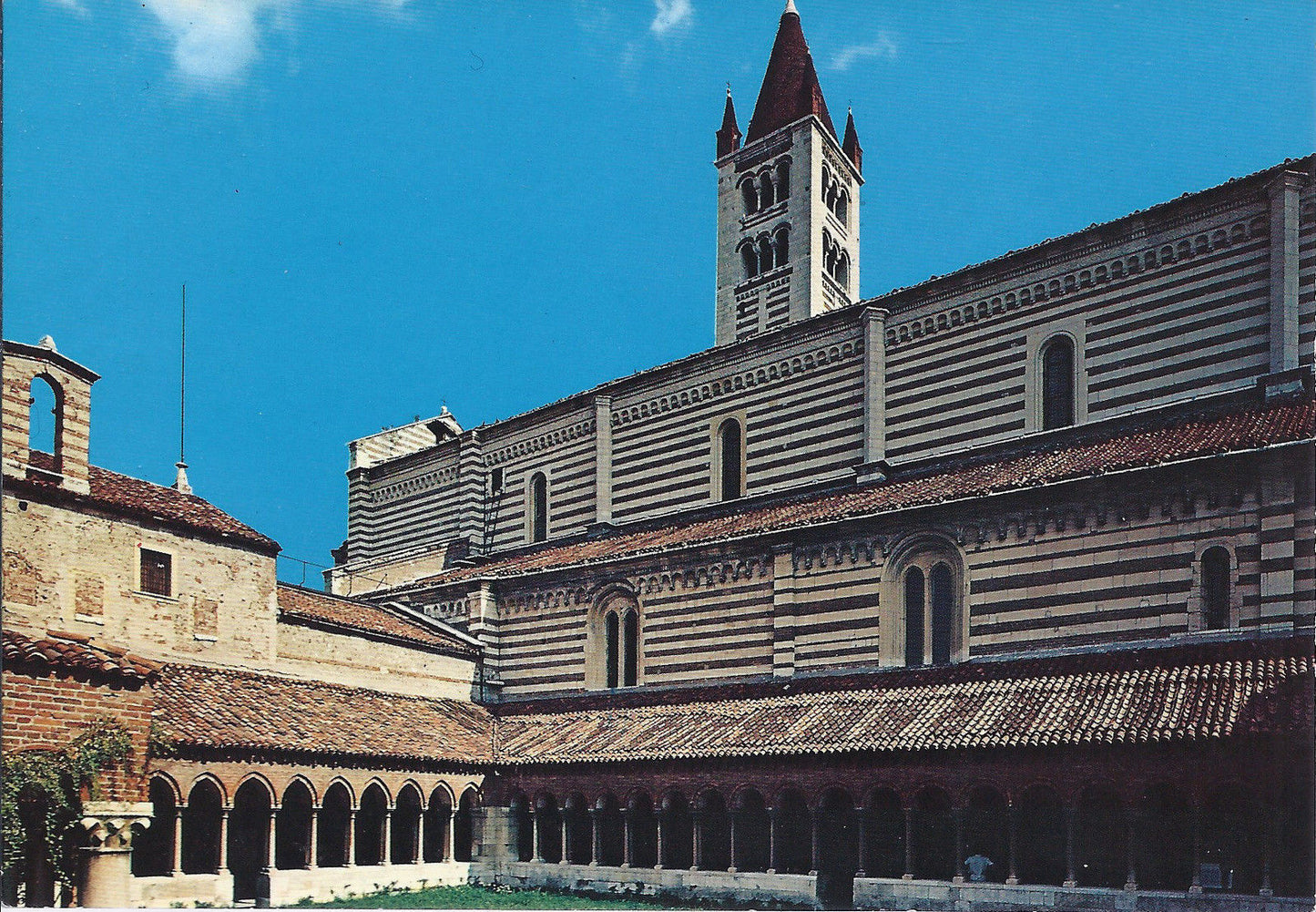 VERONA - CHIOSTRO DI S. ZENO - NV