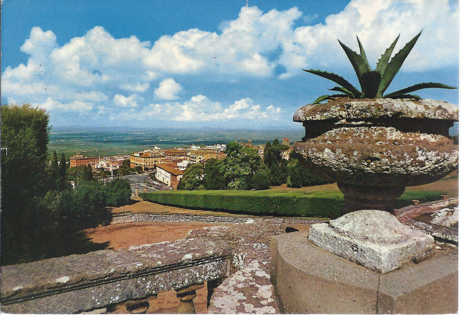 FRASCATI - VEDUTA DA VILLA ALDOBRANDINI - V1981