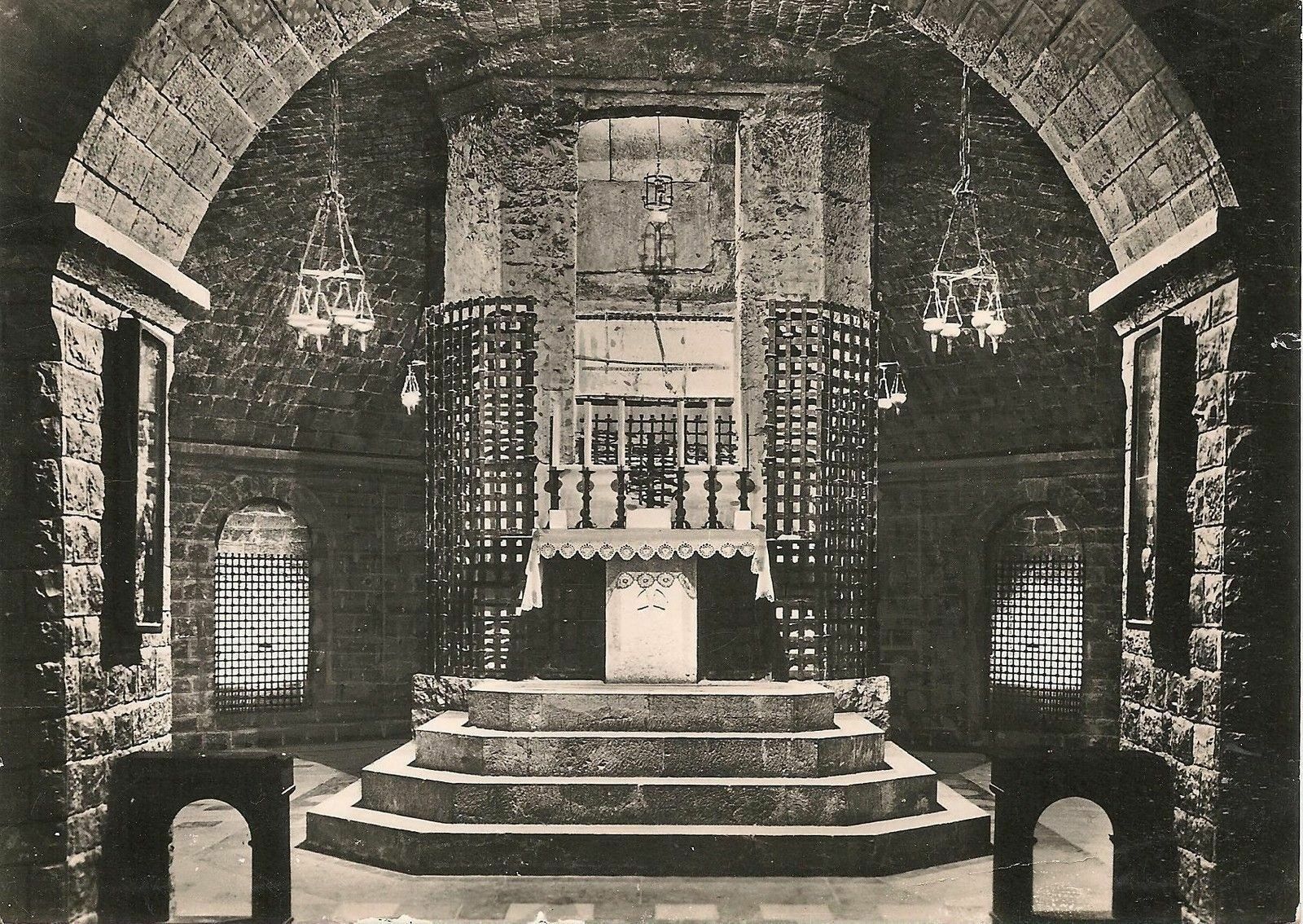 ASSISI - TOMBA DI SAN FRANCESCO - V1955