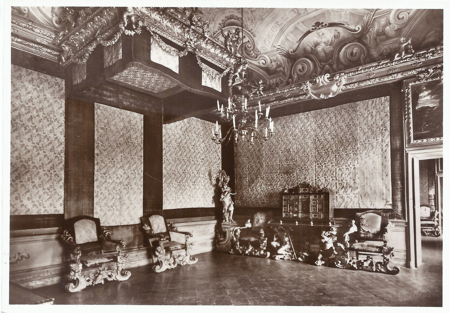 ROCCA DI SORAGNA - APPARTAMENTO NOBILE - SALA DEL TRONO - NV