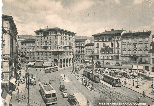 TRIESTE - PIAZZA CARLO GOLDONI - V1954 - BUS - TRAM