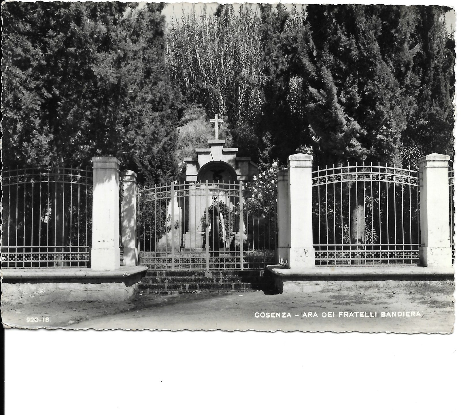 COSENZA - ARA DEI FRATELLI BANDIERA - V1957