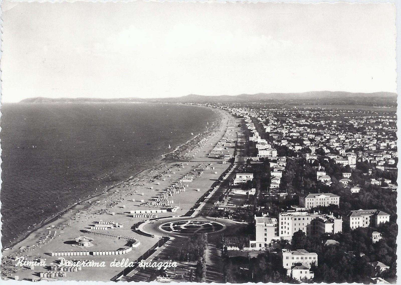 RIMINI - PANORAMA DELLA SPIAGGIA - V 1959 - FG - Ediz. M.A.B
