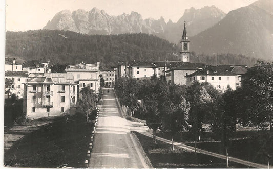 LORENZAGO CON LA CATENA DEL CRIDOLA - PANORAMA - V1952