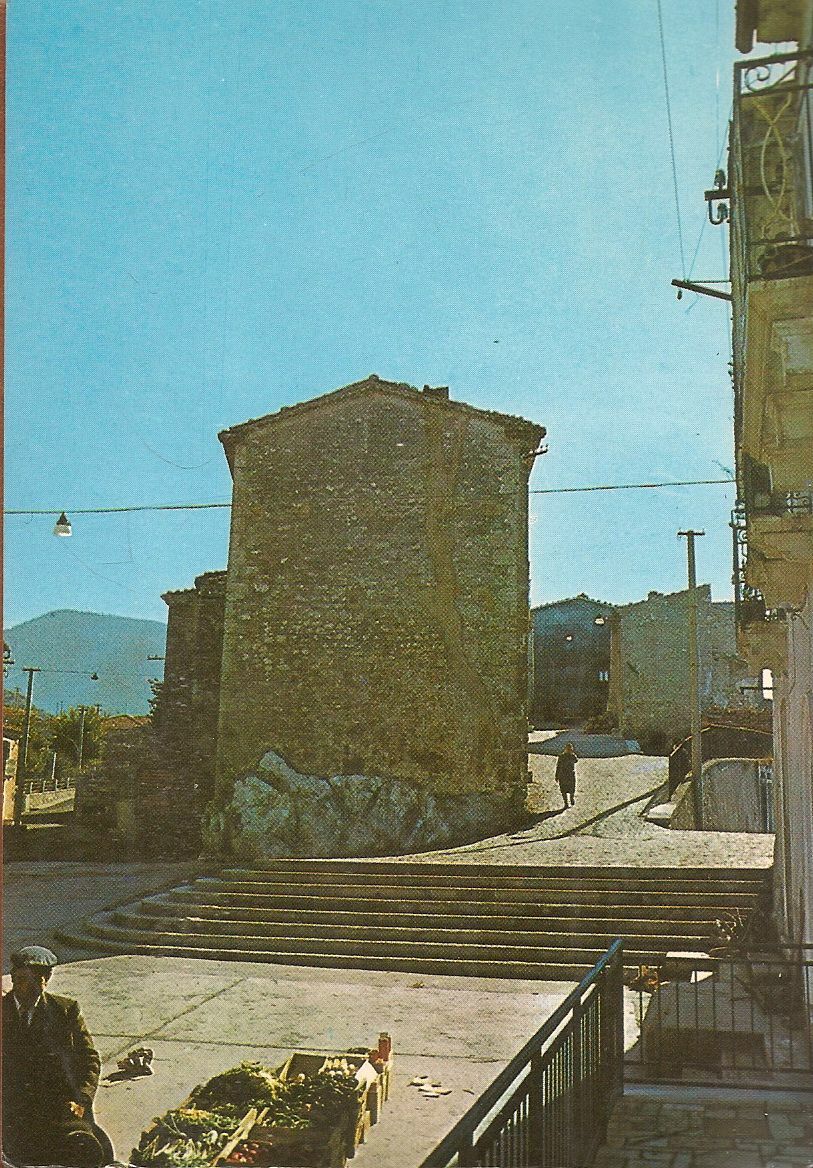 BISEGNA - INTERNO PAESE - NV