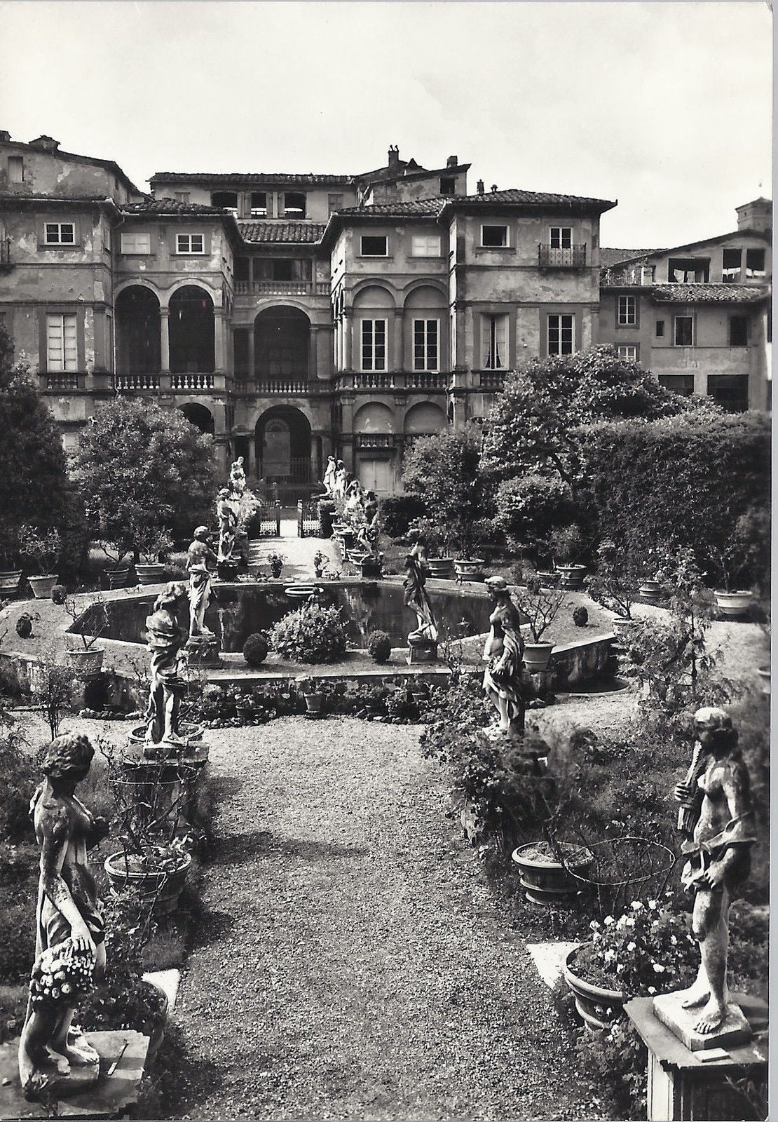 LUCCA - PALAZZO PFANNER - NV - FG