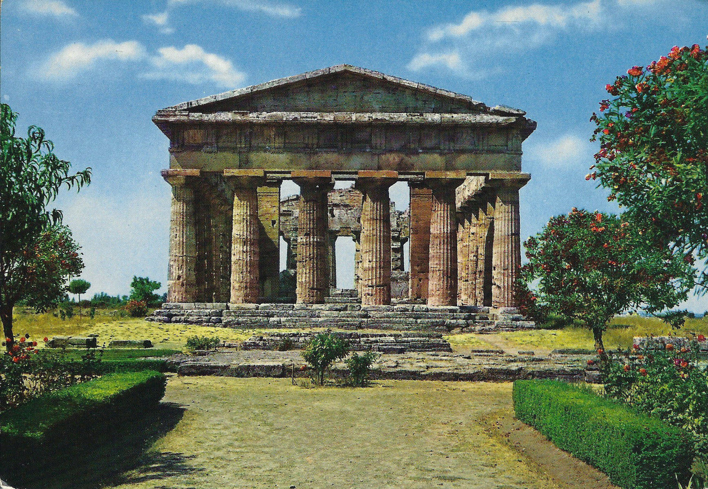PAESTUM - FRONTE ORIENTALE DEL TEMPIO DI NETTUNO - NV