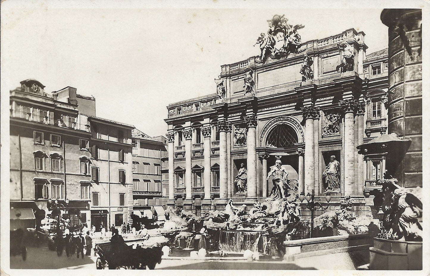 ROMA - FONTANA DI TREVI - V 1935 - FP - animata