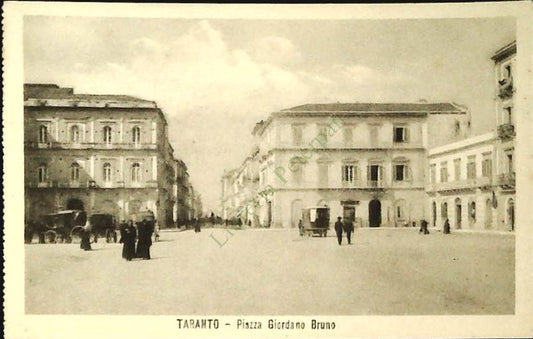 TARANTO - PIAZZA GIORDANO BRUNO - NV