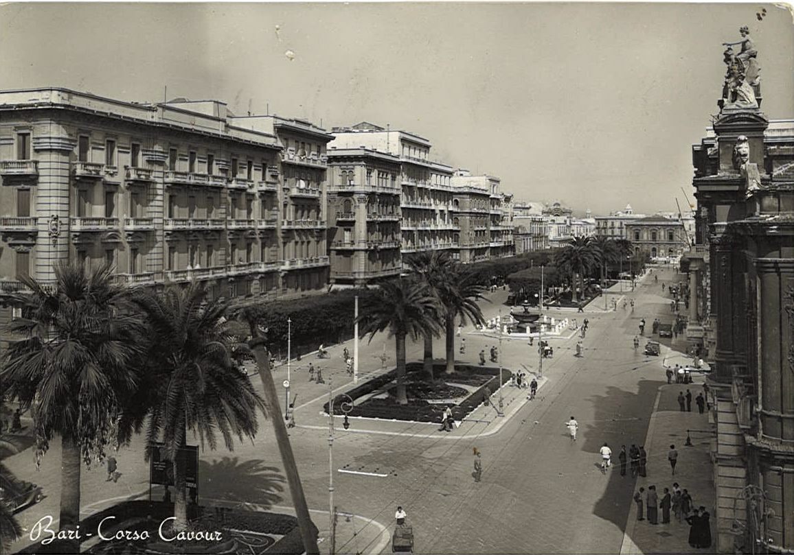 BARI - CORSO CAVOUR - V1952