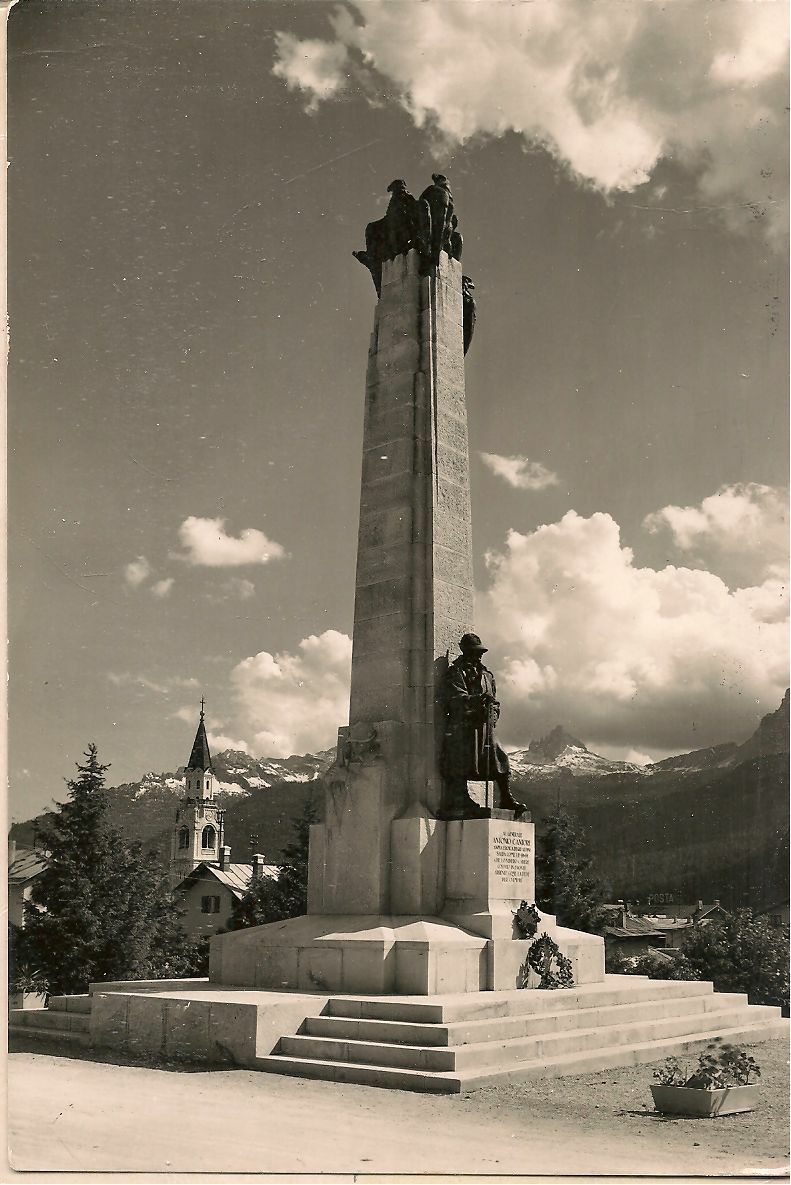CORTINA - MONUMENTO AL GEN. CANTORE -V1950