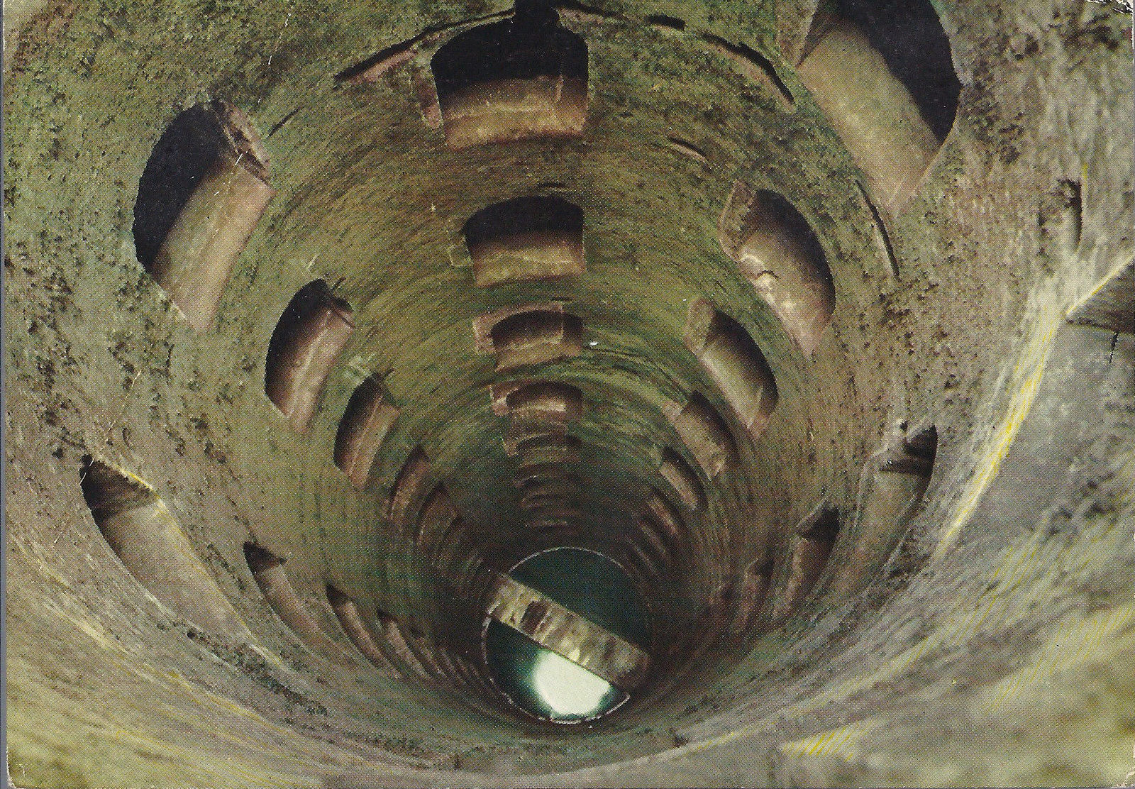 ORVIETO - INTERNO DEL POZZO DI SAN PATRIZIO - V1979