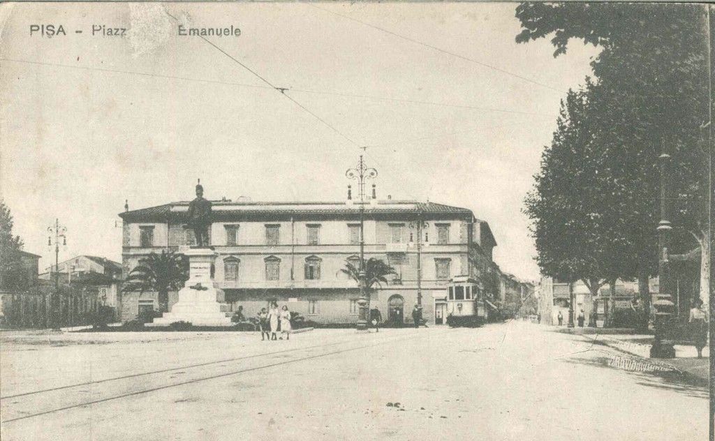 PISA - PIAZZA VITT. EMANUELE - TRAM - NV