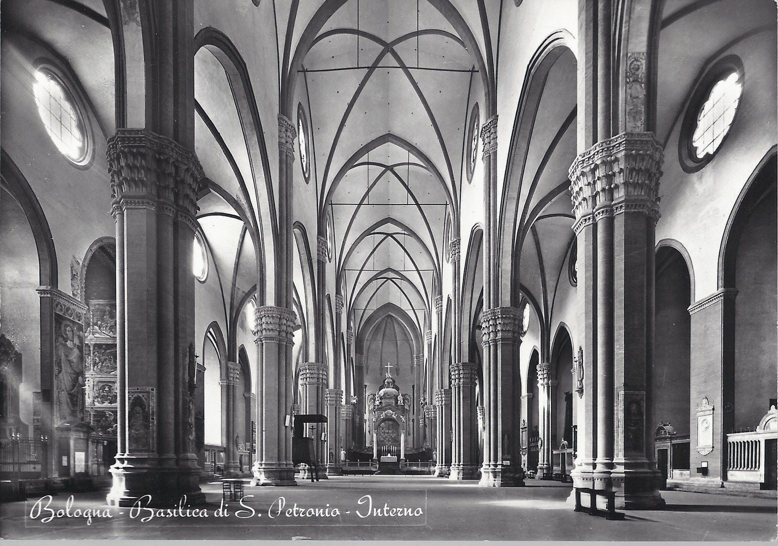 BOLOGNA - BASILICA DI S. PETRONIO - INTERNO - NV
