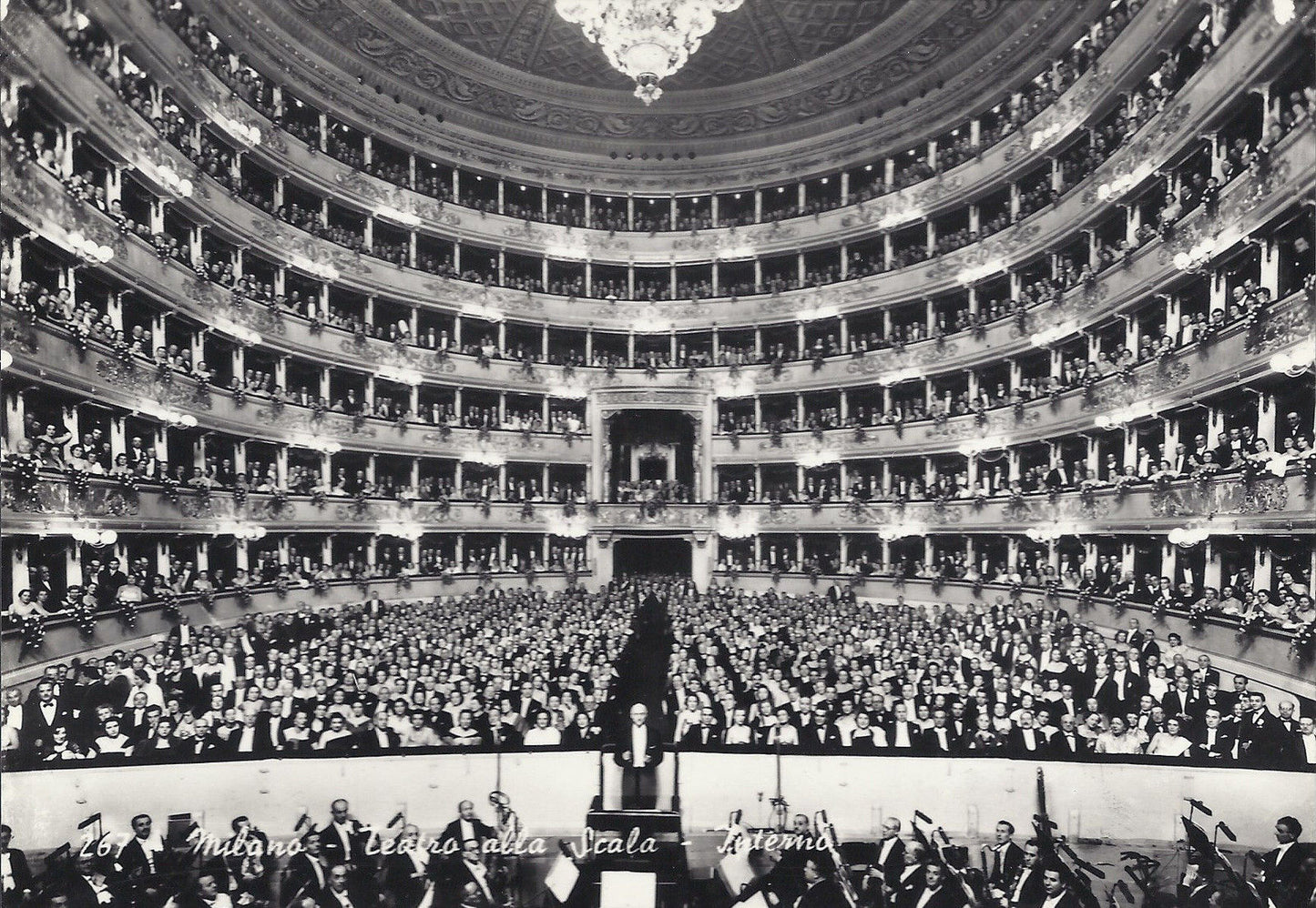 MILANO - TEATRO ALLA SCALA - INTERNO - VIB