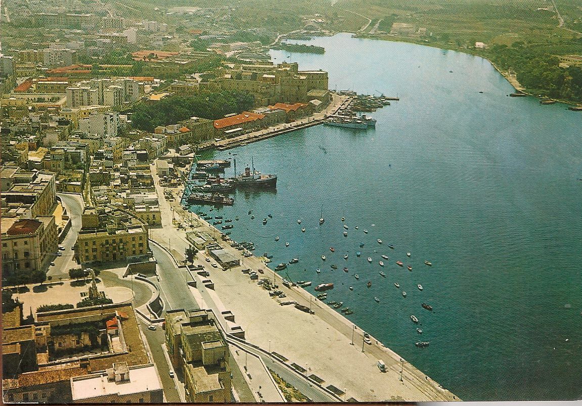 BRINDISI - PANORAMA DALL'AEREO - V1978