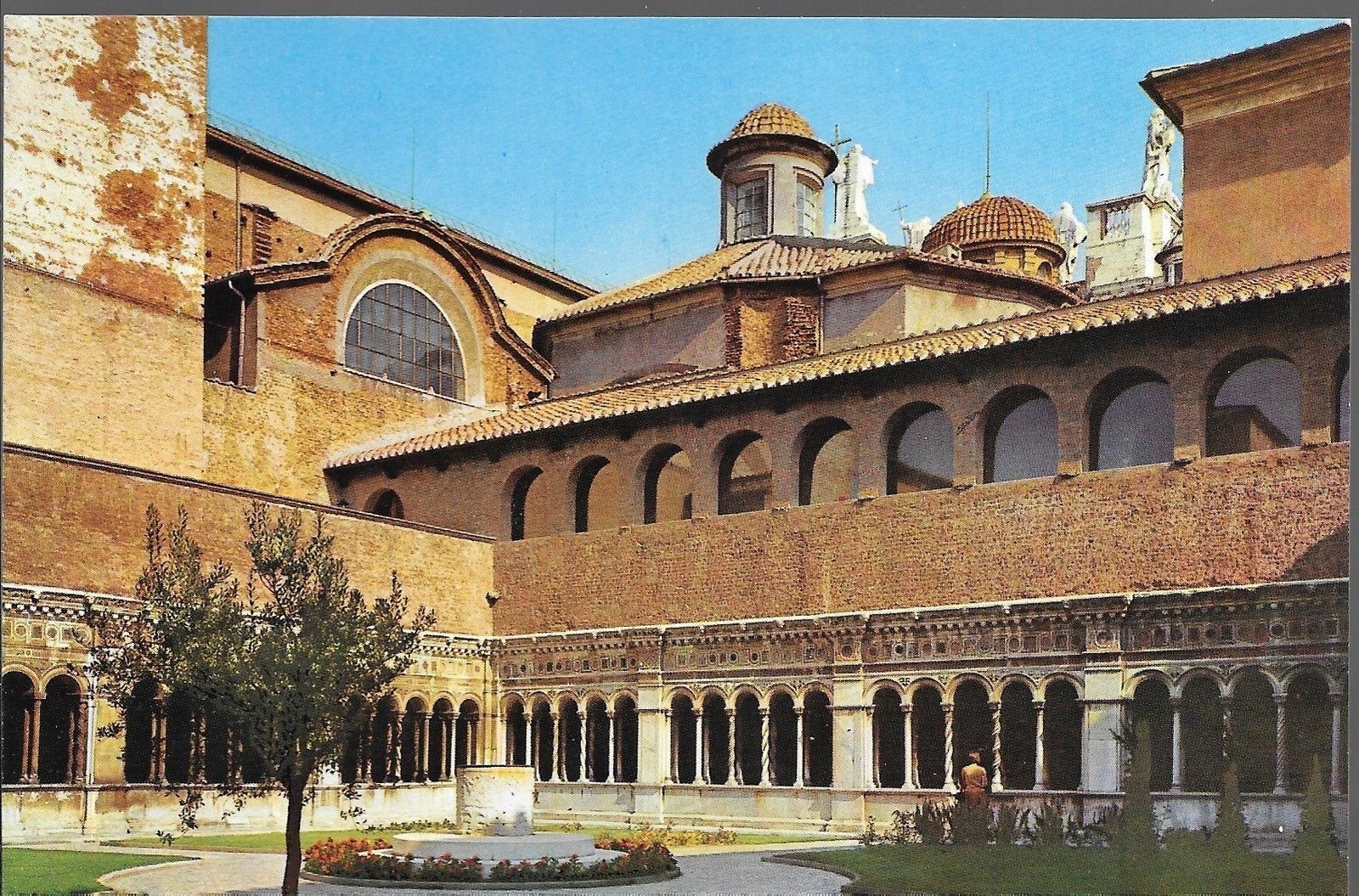 ROMA - SAN GIOVANNI IN LATERANO - CHIOSTRO - NV