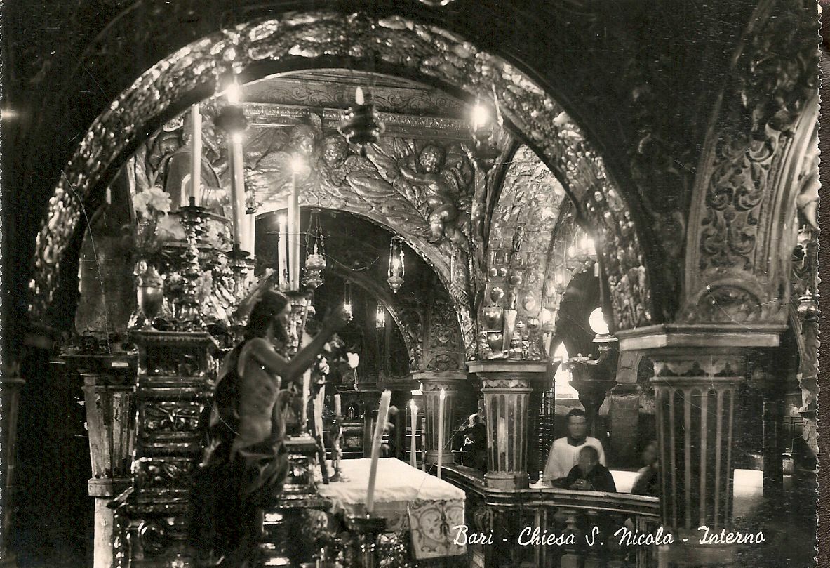 BARI - CHIESA SAN NICOLA -INTERNO - NV
