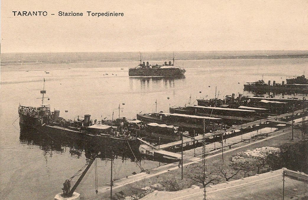 TARANTO - STAZIONE TORPEDINIERE - NV