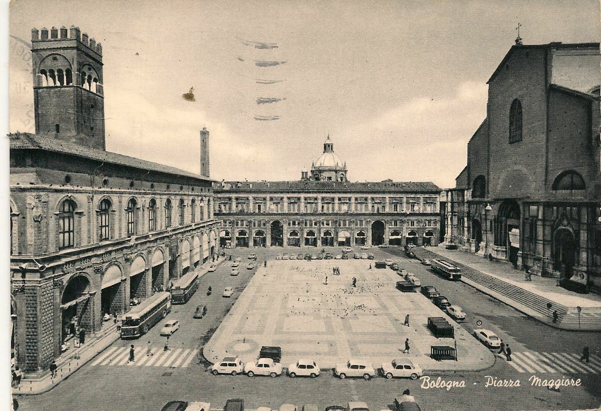 BOLOGNA - PIAZA MAGGIORE -V1966