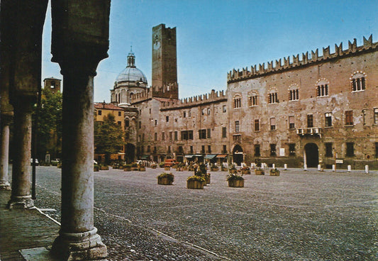 MANTOVA - PIAZZA SORDELLO - V1988