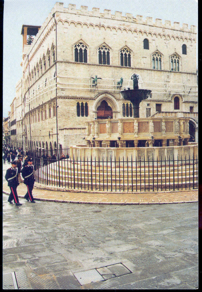 PERUGIA - PIAZZA IV NOVEMBRE - NV