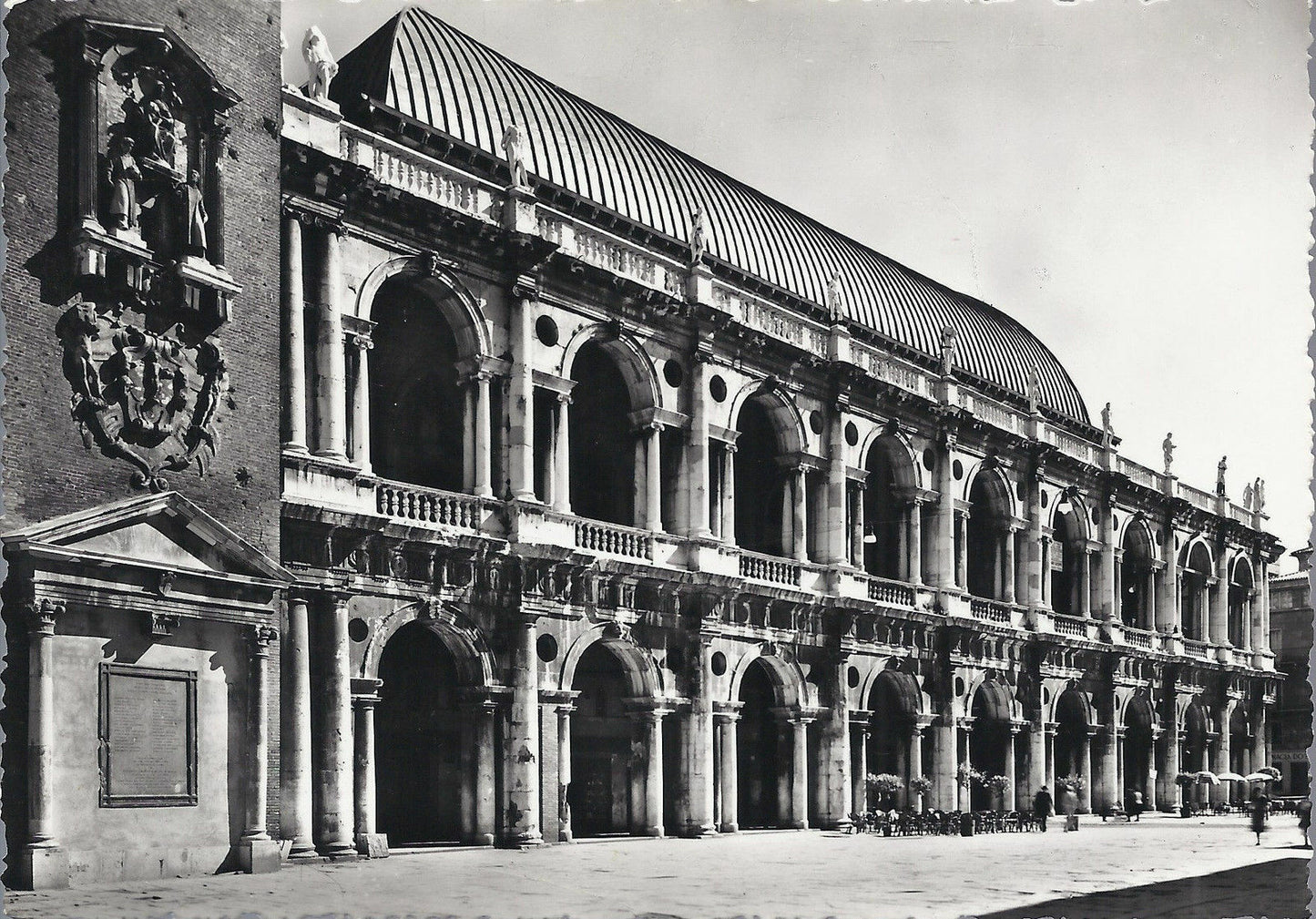 VICENZA - PIAZZA DEI SIGNORI - LA BASILICA - NV - FG