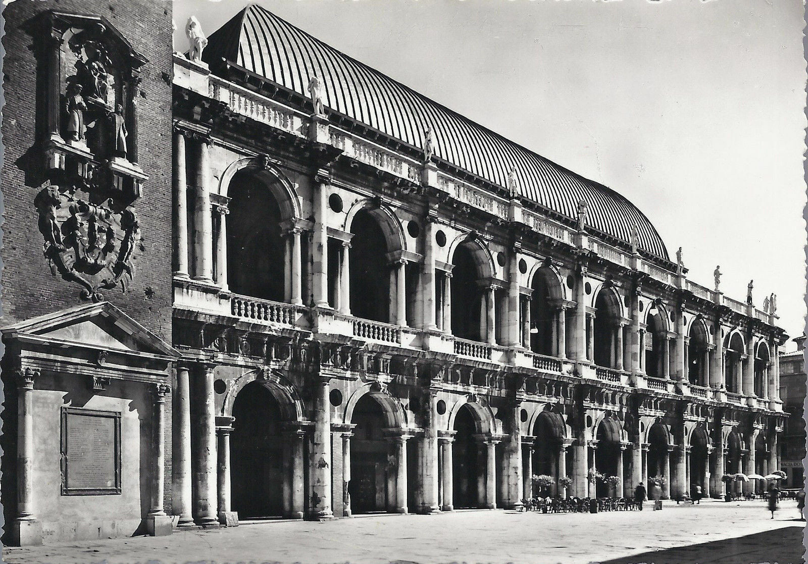 VICENZA - PIAZZA DEI SIGNORI - LA BASILICA - NV - FG